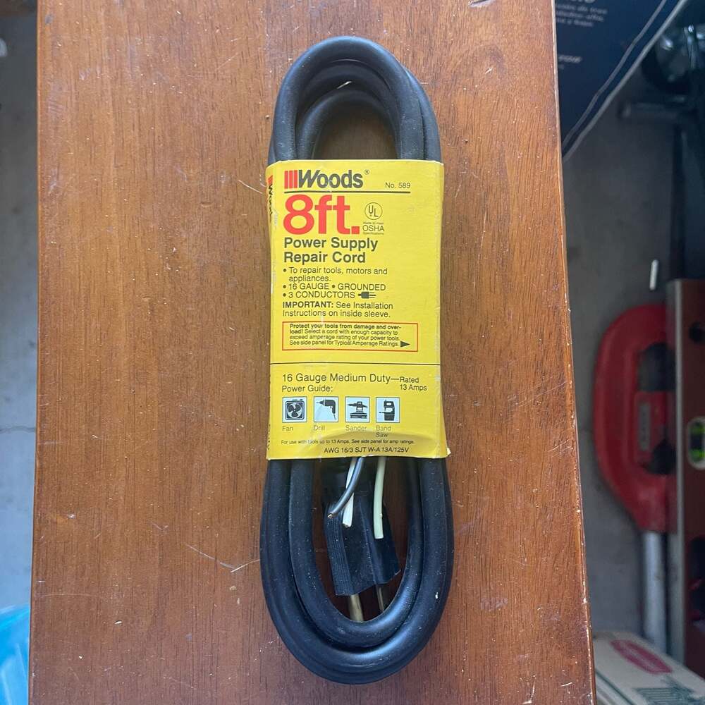 Woods 8ft 16/3 Gauge Medium Duty Power Supply‎ Repair Cord No. 589